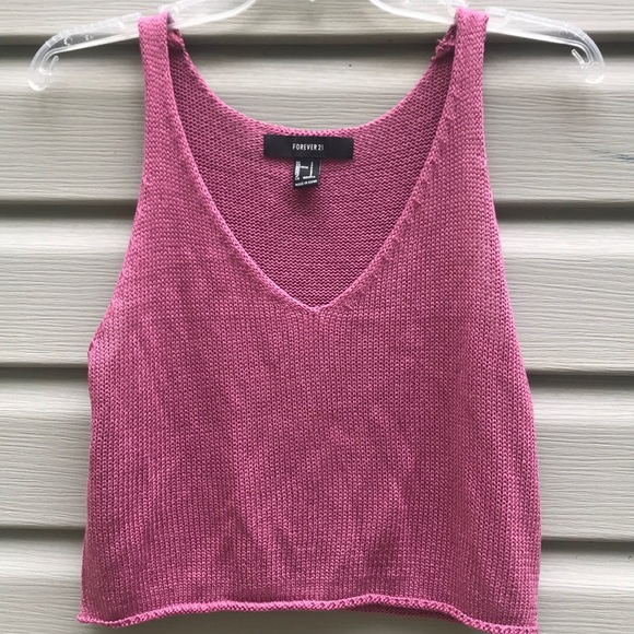 Forever 21 Tops - Berry Sweater Tank Top 🍓